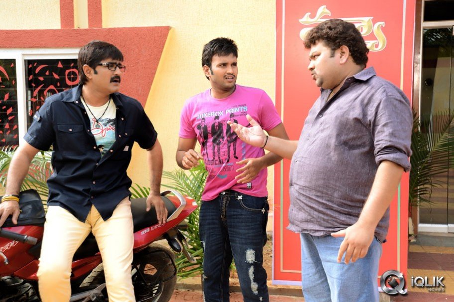 Malligadu Marriage Bureau